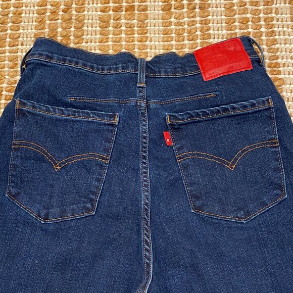 Authentic Levi's Red Tab LEJ Engineered Stretch Women's Jeans – W26 L26 - Picture 13 of 14